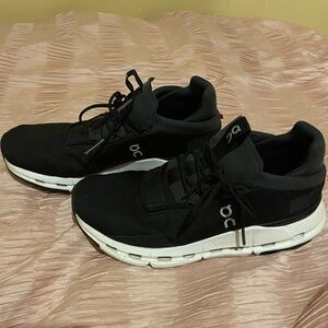 On Running Women’s Sneakers NO FLAWS